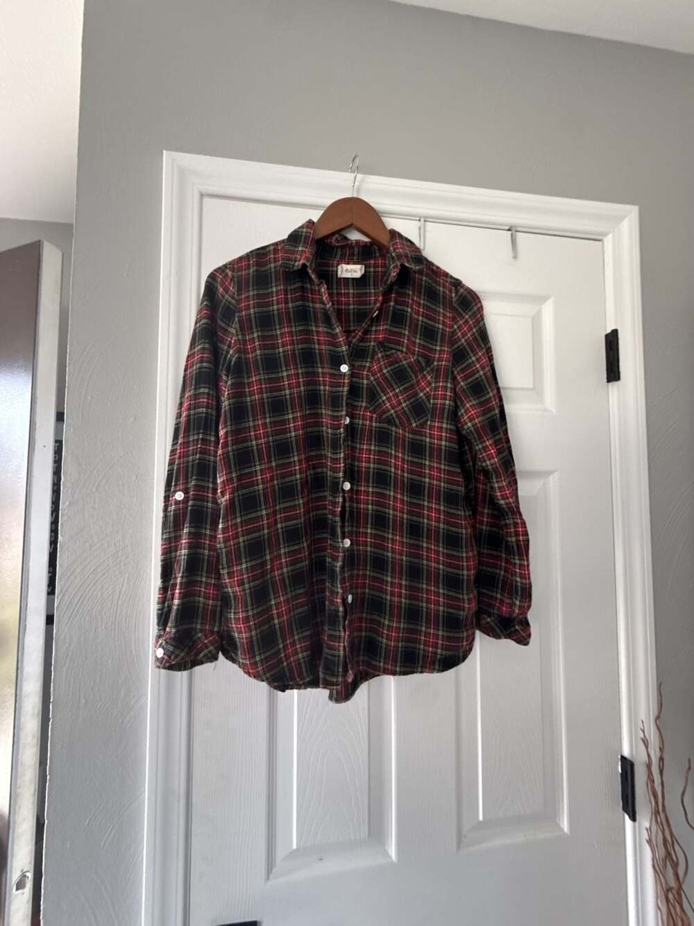 Altar'd State Onyx Red Plaid Rayon Flannel Button Down Shirt Size Medium